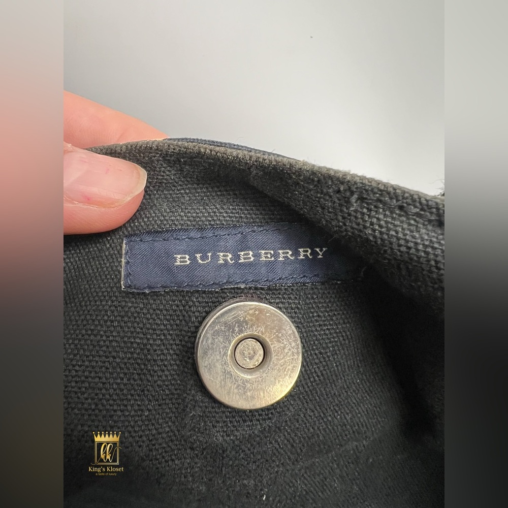Burberry Tote Bag - Picture 13 of 16